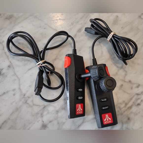 ATARI FLASHBACK MINI 7800 Vintage Classic Game Console - Picture 6 of 9